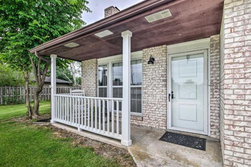 Relaxing Townhome, 4 Mi to Mizzou University!