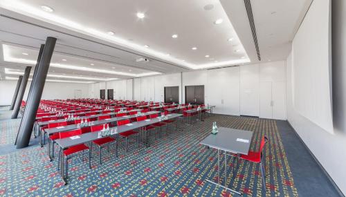 Holiday Inn Munich - Westpark an IHG Hotel - image 14