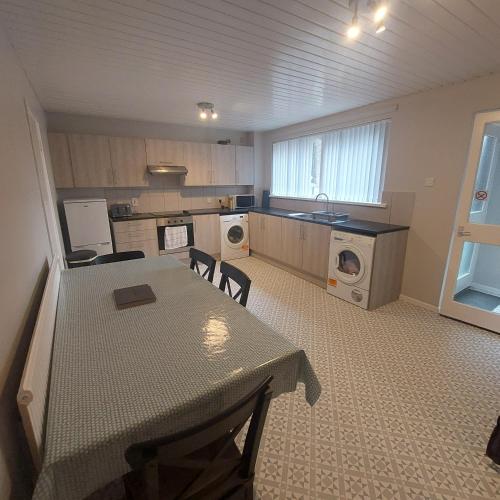 Crimea Street Townhouse Belfast near Cave Hill Country Park