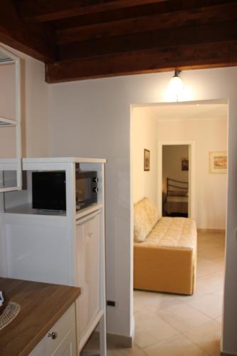 Apartment with partial Sea View room in Villa degli Ulivi