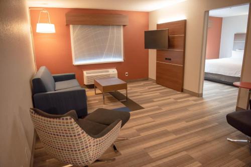 Holiday Inn Express Winfield - Teays Valley, an IHG Hotel