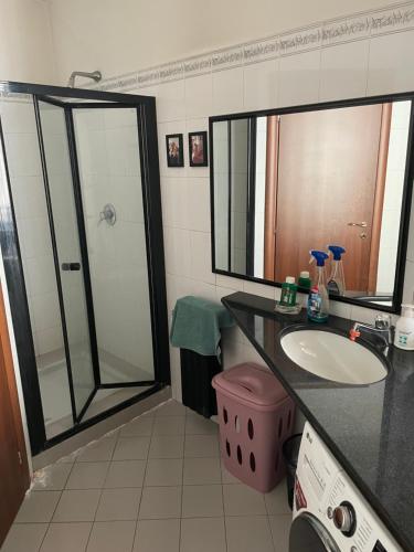 Bathroom, Home in Carnate