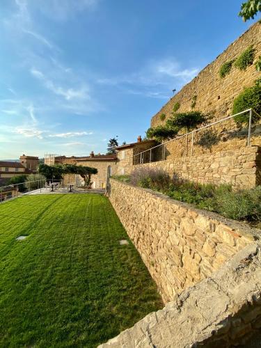 Сад, San Michele al Castello in Кастільон Флорентіно