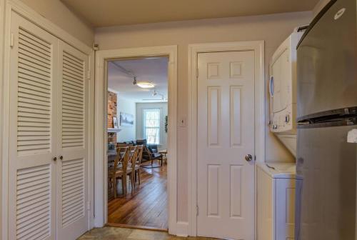 3BR Colonial House with Parking by CozySuites