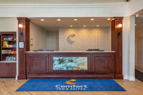 Comfort Inn & Suites East Greenbush - Albany