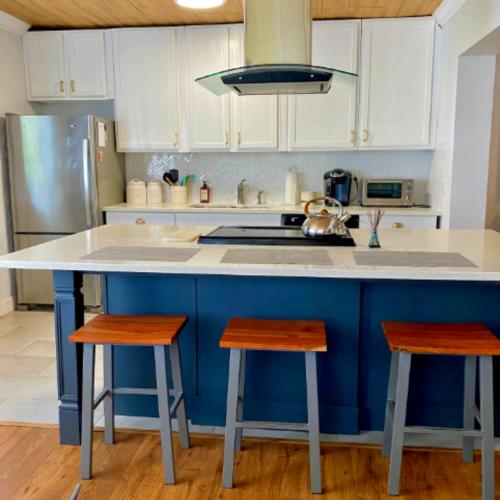 Family Vacation Home in Tampa thumb 4