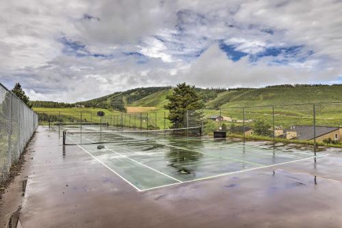 Ski-In and Ski-Out Granby Ranch Condo with Hot Tub! - image 7