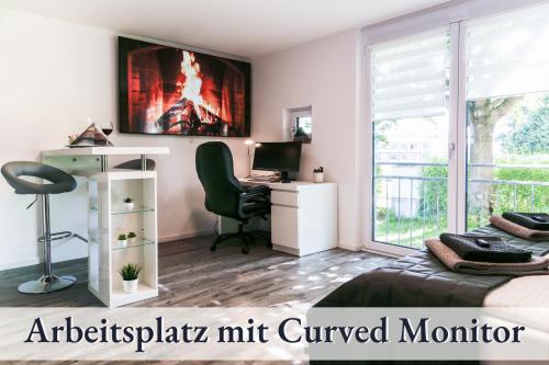 Relax-Apartment Biberach - Relax Massagesessel - Smart-TV 85 Zoll - voll ausgestattete Küche - High-Speed Internet - Arbeitsplatz mit Curved Monitor