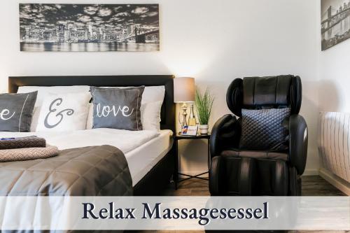 Relax-Apartment Biberach - Relax Massagesessel - Smart-TV 85 Zoll - voll ausgestattete Küche - High-Speed Internet - Arbeitsplatz mit Curved Monitor