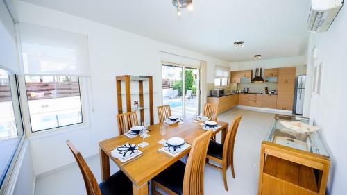 Rent Private Villa 015 - image 3
