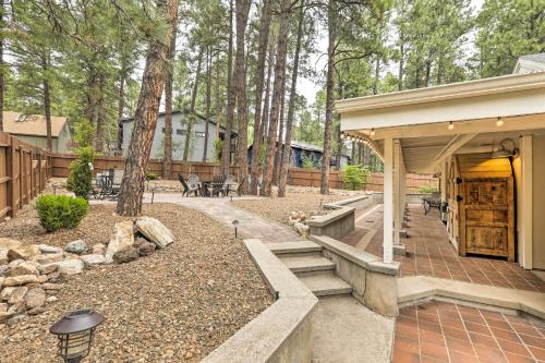 Expansive Flagstaff Family Retreat with Media Room! near Flagstaff Pulliam repülőtér