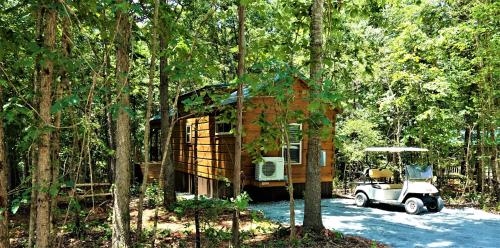 Broad River Campground Cabins & Domes in Boiling Springs, USA