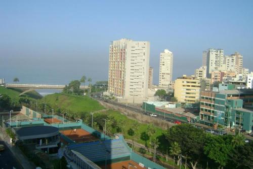 Host, Apartment for rent