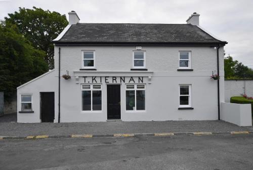 Kiernan's Self Catering & Accommodation - Milltownpass