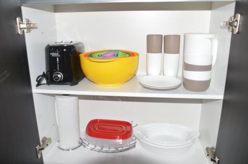 Cozy Stays Cayala Apartments (407) - image 4
