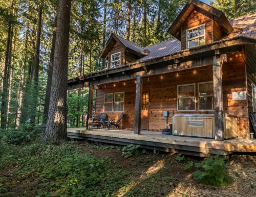 Chipmunk Lodge