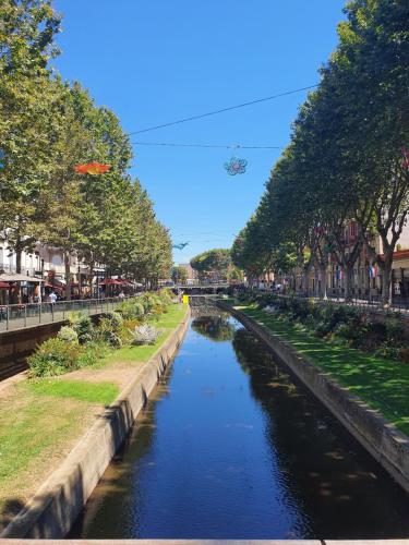 Superbe bâtisse de caractère, coeur de ville