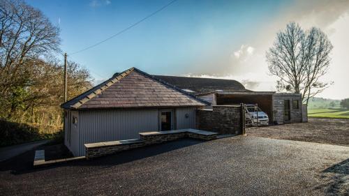 17th Century Cartshed Nestled In Welsh Countryside