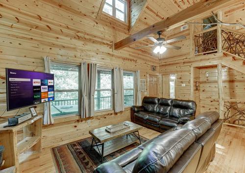 Amazing 4 Bed Family Cabin w Game Room