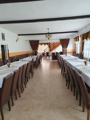 Pensiune Restaurant Cosna in Coșna