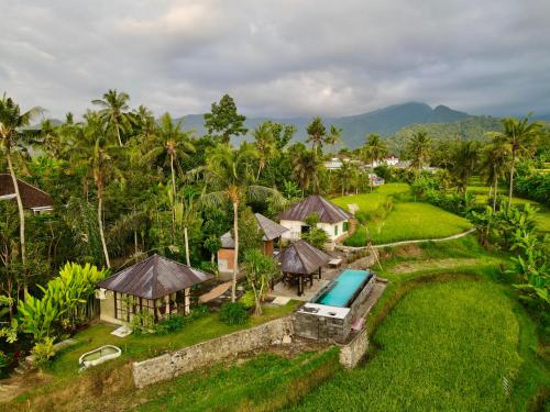 Kubu Astina Bali