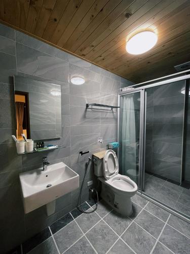 Donggang Homestay-Dongfan - 화장실
