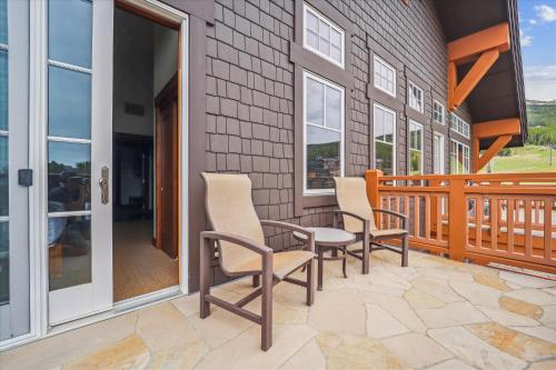 One Ski Hill Place 8424 condo - main image