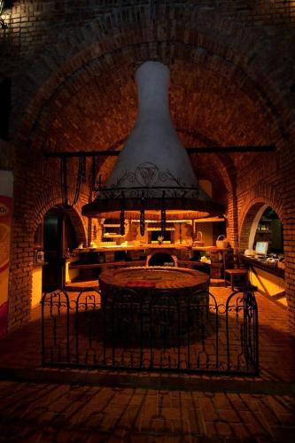 Hotel Restaurant Bujtina e Gjelit - image 6