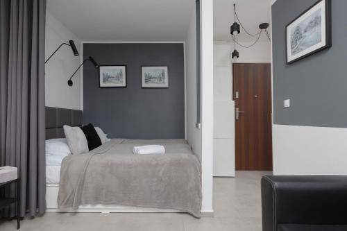 Metro Wierzbno Cozy Studio Mokotów by Noclegi Renters, Warsaw
