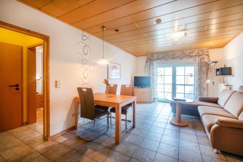 Iekārtas, Waldesblick, Hotel-Restaurant in Lahr (Rhineland-Palatinate)