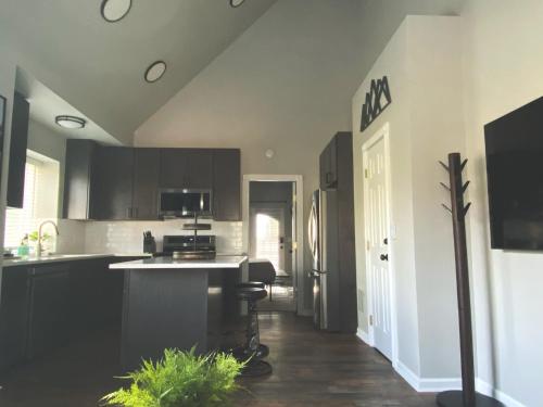 Cocina, Winter Park Chateau, Boutique Inn in Winter Park