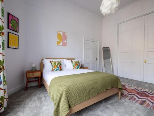 Stunning one bed apartment in central location - Pass the Keys, Бат (фото 10)