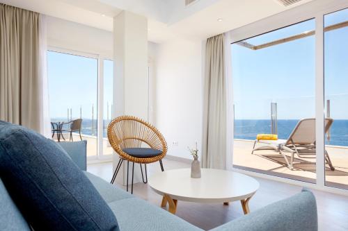 卡布布兰科环球酒店 - 仅限成人