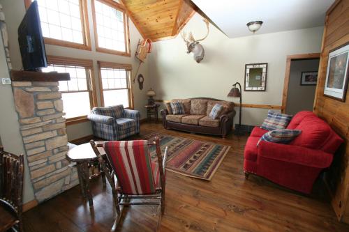 . 6 Bedroom sleeps 22 people Located at White Birch Resort