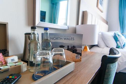 Single room, sea view