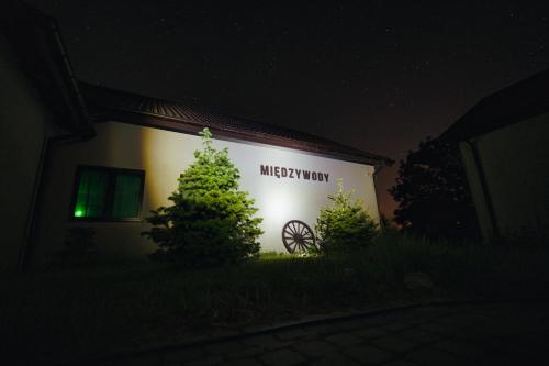 Miedzywody - Accommodation - Ostrowite