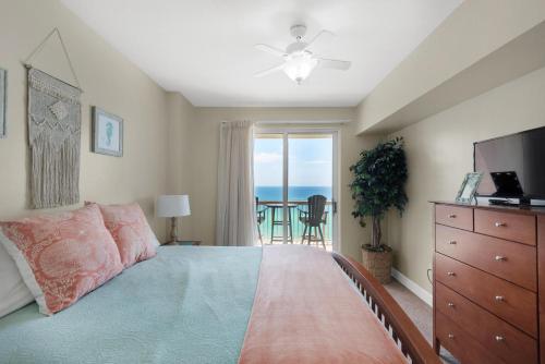 Sunrise Beach 1404 by RealJoy Vacations - image 10