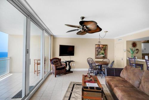 Emerald Beach 1627 by RealJoy Vacations - image 8