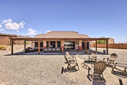 B&B Bullhead City - Bullhead City Oasis with Fire Pit and Mtn View! - Bed and Breakfast Bullhead City