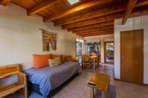2 bedrooms, 5 beds