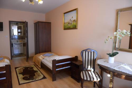 Hotelik Pod Lwami - Accommodation - Małaszewicze Duże