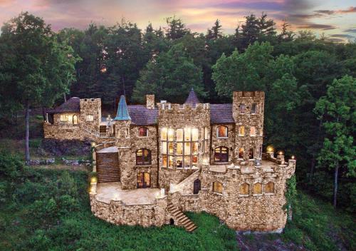 Highlands Castle Bolton Landing New York
