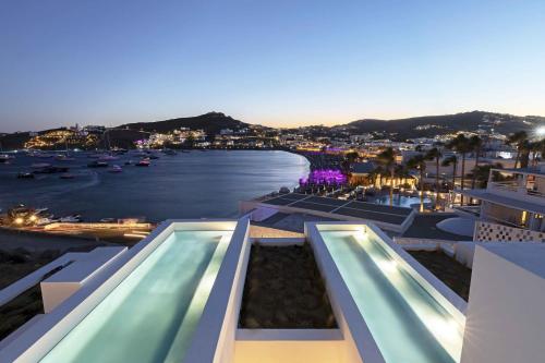 CUBIC Mykonos Seafront Design Suites - Hôtel - Ornos