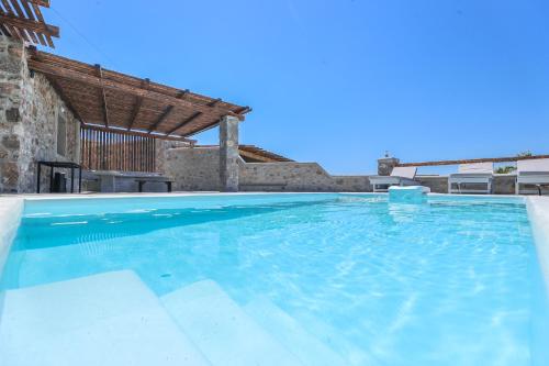 The George Villas Mykonos with Private Pool & Town Proximity