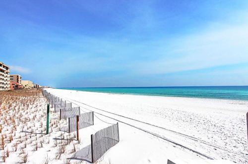 Islander Beach Resort 305 by RealJoy Vacations - image 11