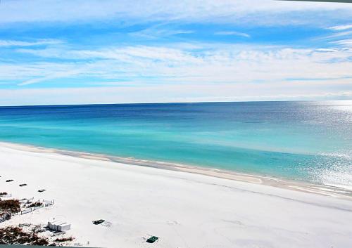 SunDestin 101 by RealJoy Vacations - image 11