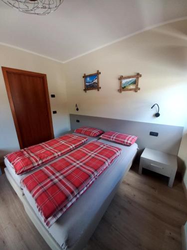 Apartment with Balcony image 8