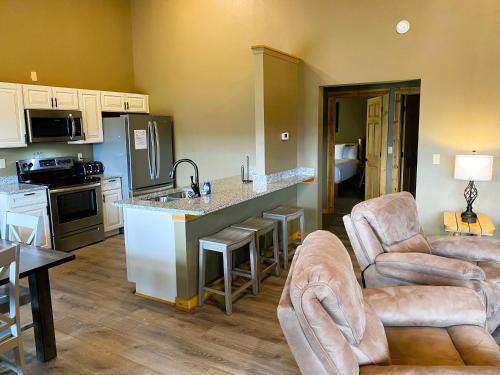 The Lodges at Sunset Village