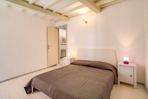 Three Bedroom Apartment Campo dei Fiori, Rzym (zdjęcie 5)