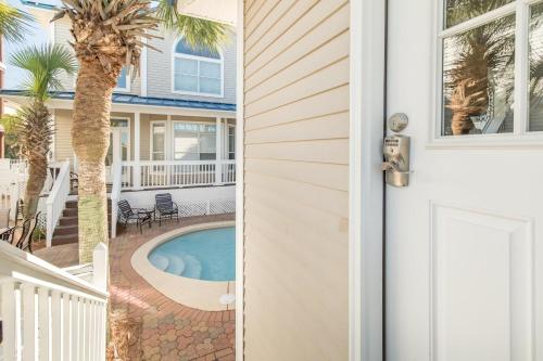 Ocean Breezes by RealJoy Vacations - image 14